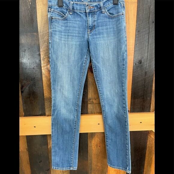 Old Navy The Diva skinny 5 pocket jeans, size 4 Long. - Picture 2 of 5